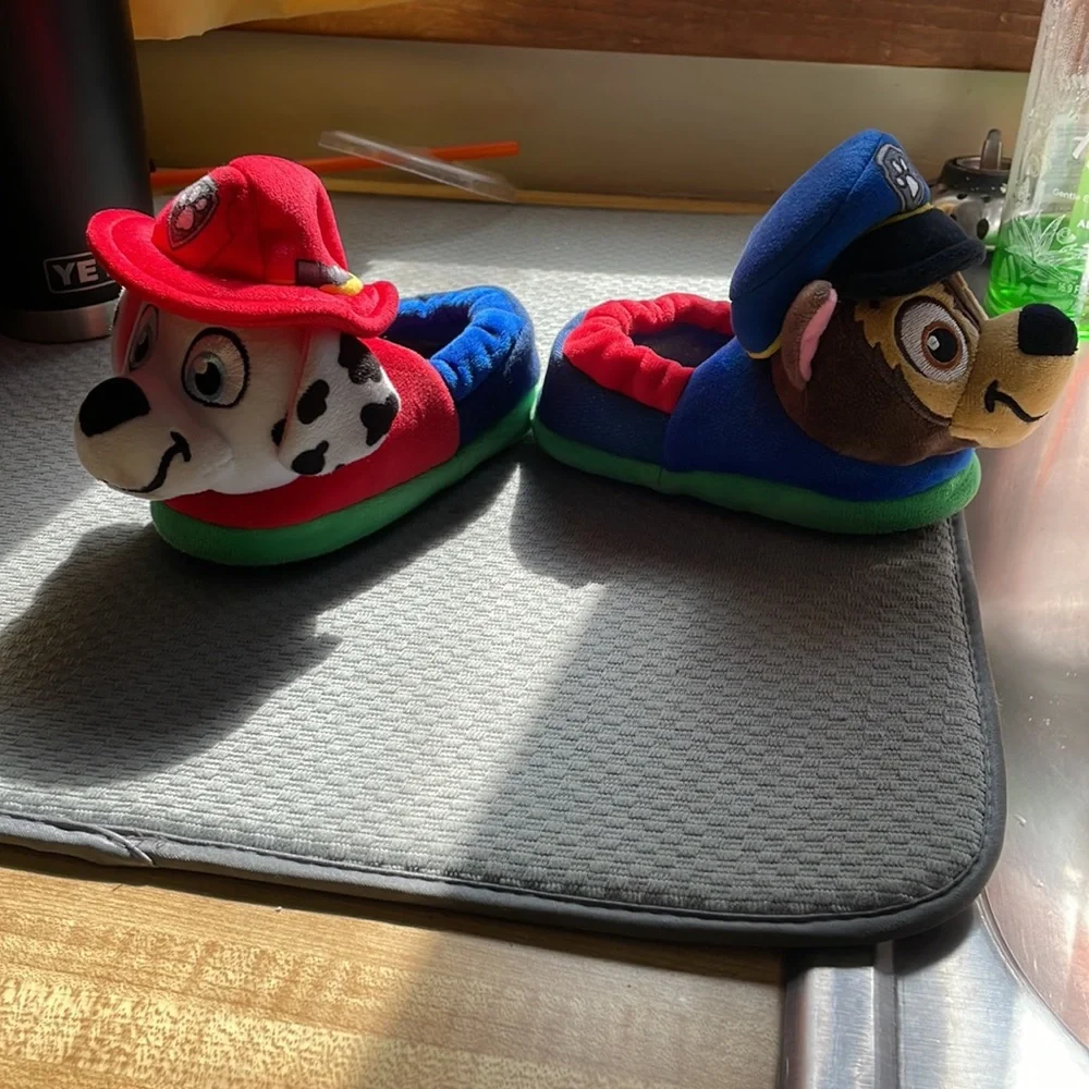 Unisex paw patrol slippers size 56